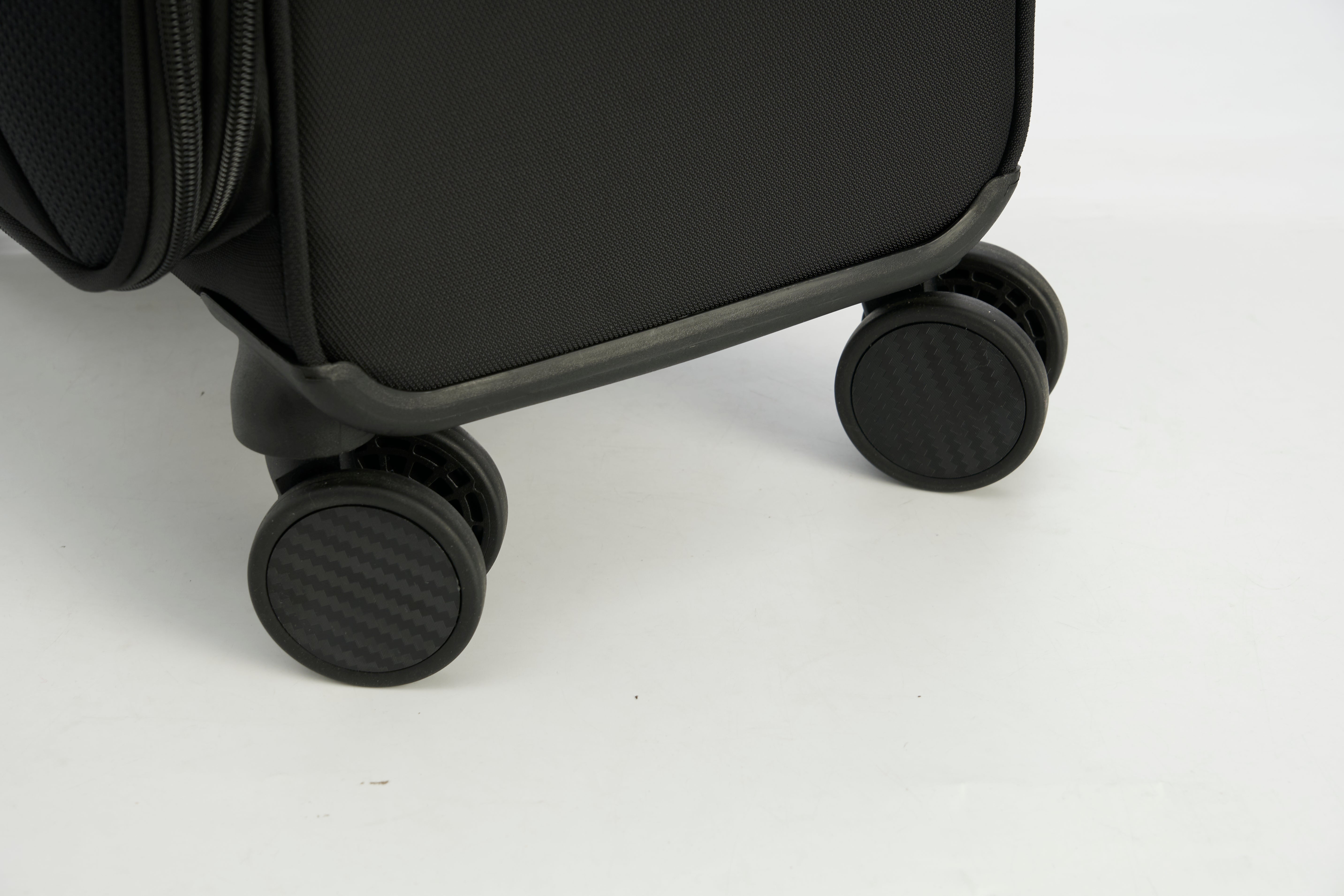 The Toledo - Small Cabin + Medium Check In 19/25 Set  Black